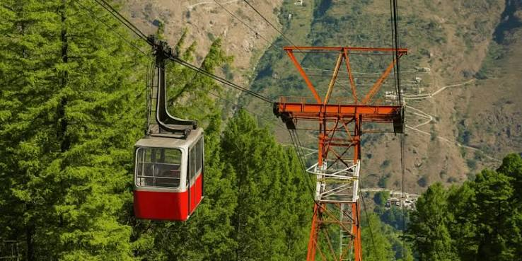 Auli Ropeway Ride - Places to Visit in Auli - Gola Holidays - Slide 2